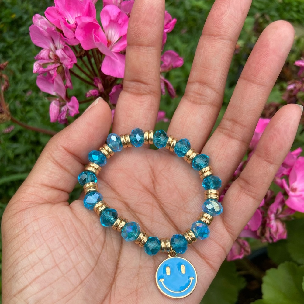 Smiley Happy Face Charm Y2K Inspired Glass Bead Stackable Bracelet